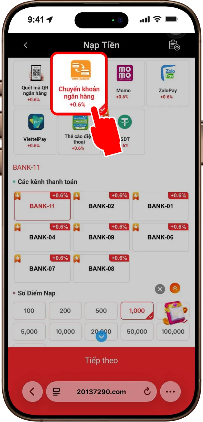 Bước 2: Chọn mục CHUYỂN KHOẢN NGÂN HÀNG -> Chọn 1 cổng bất kỳ đang hiển thị để thanh toán